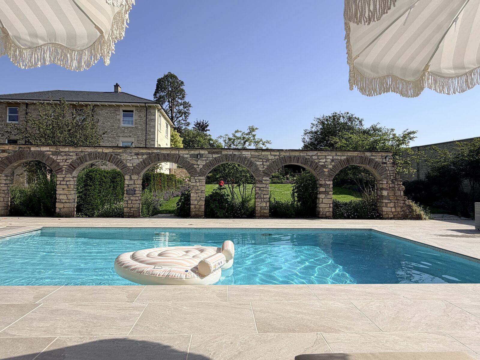 Hanham House — outdoor pool